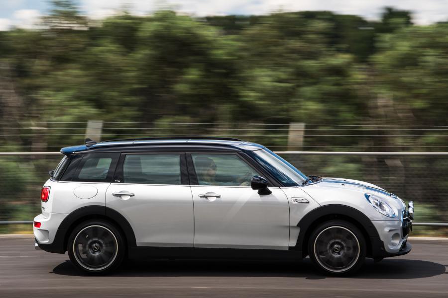  Mini Cooper S Clubman Masterpiece Edition (F54) 2017 года  (AU) (фото 5 из 26)